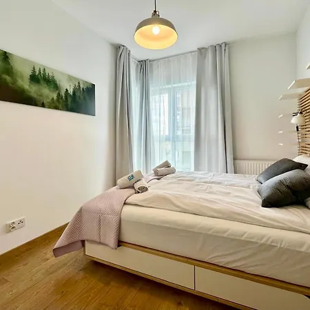 Caroline Q4apartments *