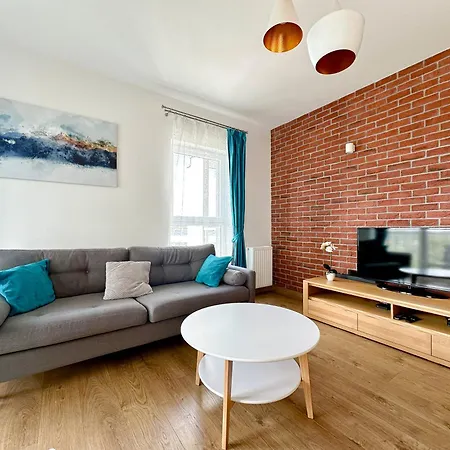Caroline Q4apartments